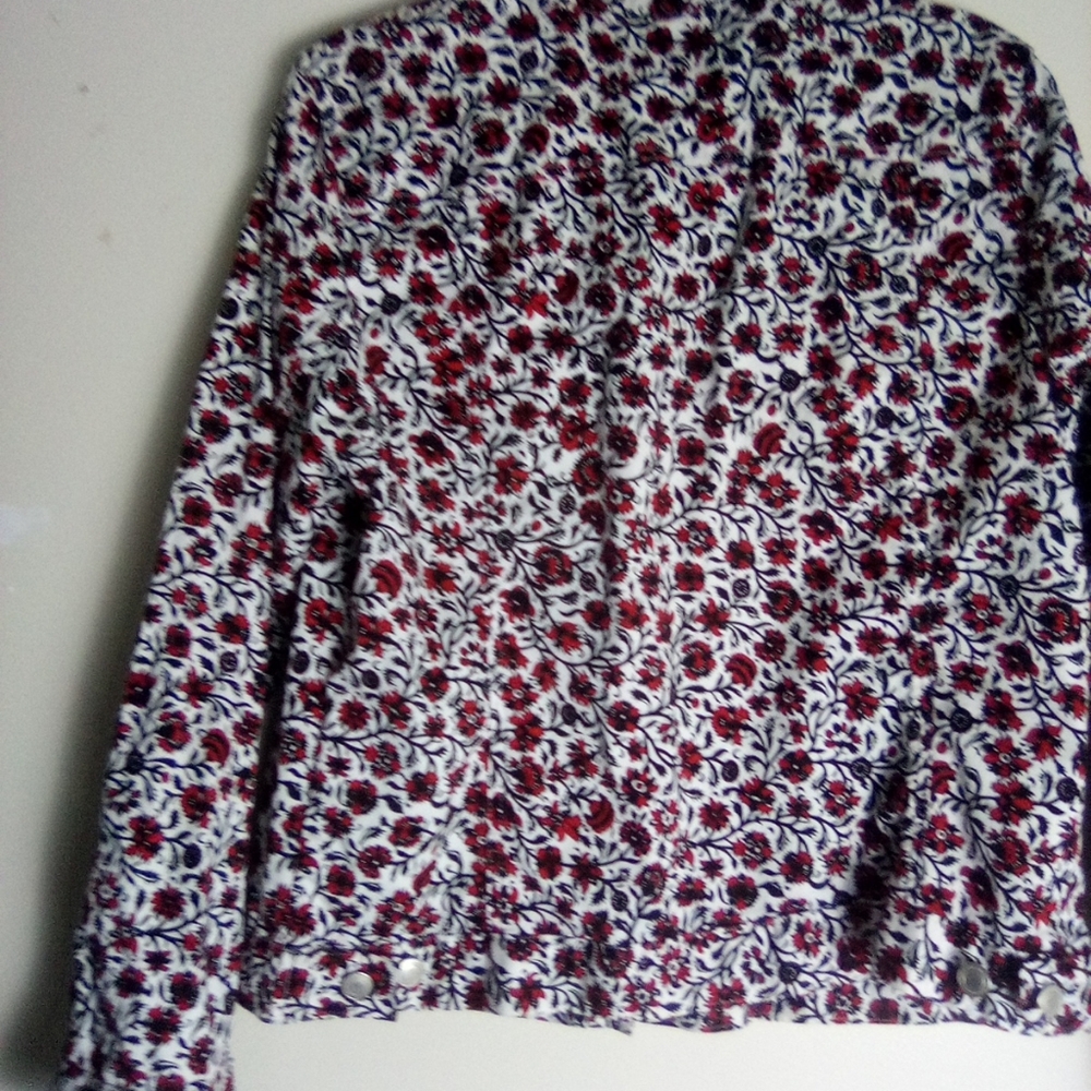 CHARTER CLUB Floral Button-Up Women's Top SIZE MEDIUM - Picture 6 of 7